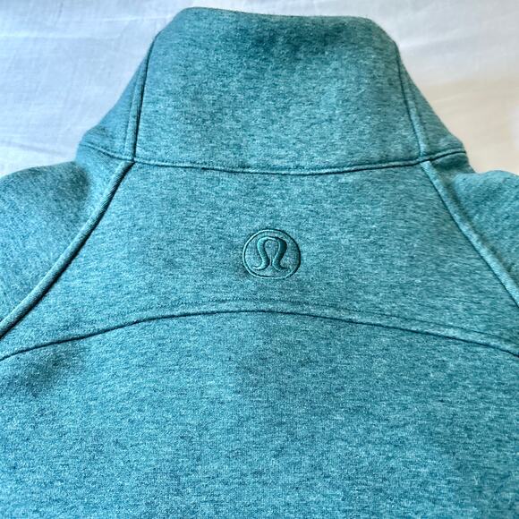 Lululemon Scuba Oversized Funnel Neck Zip Up Plush Green XS/S - Picture 9 of 9